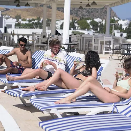 Aspat - Beach&restaurant 3*